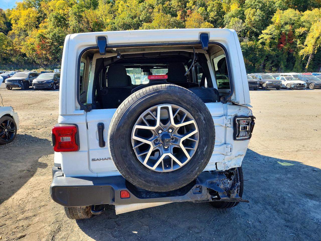 Salvage 2025 Jeep Wrangler Sahara