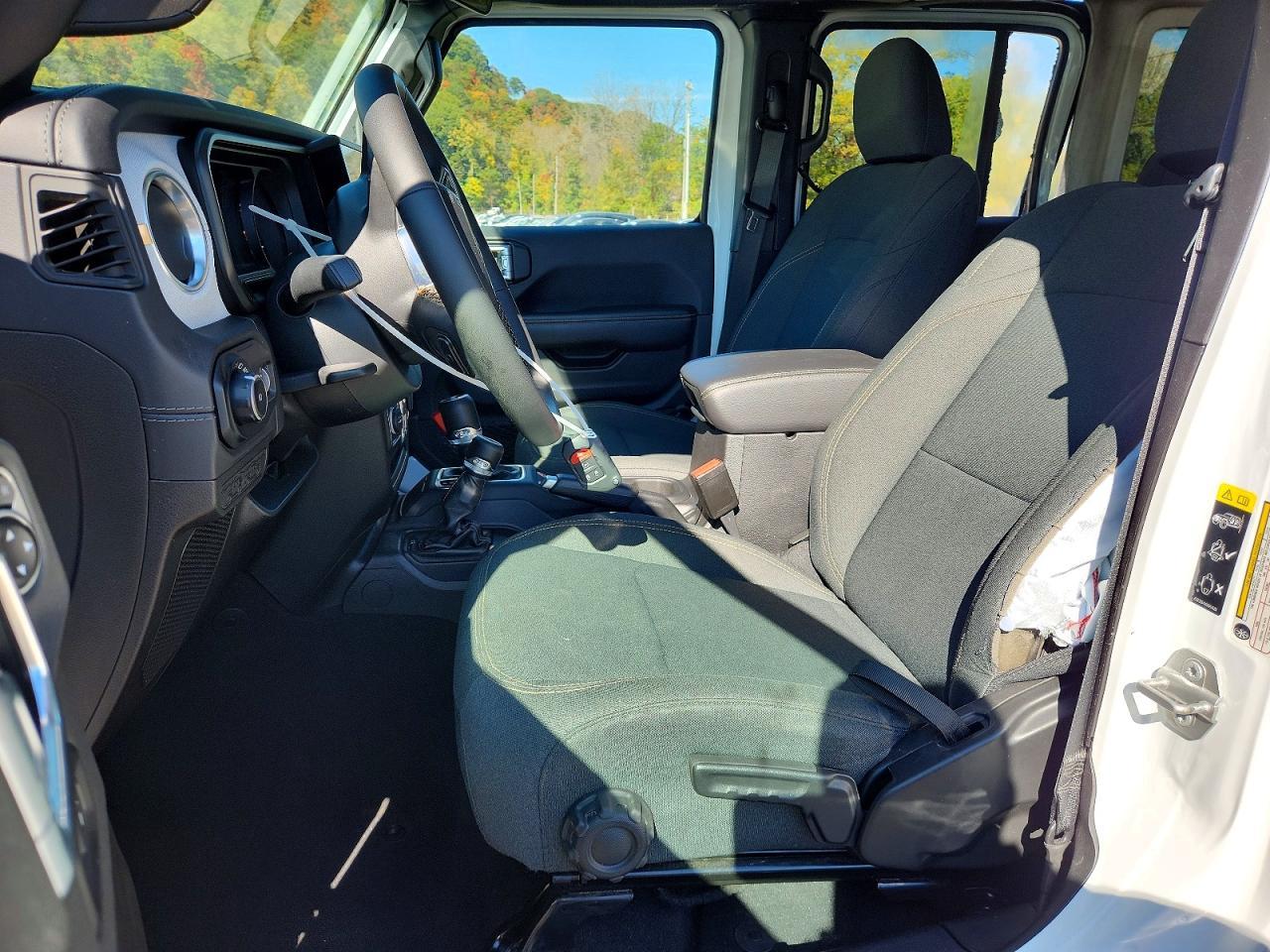 Salvage 2025 Jeep Wrangler Sahara