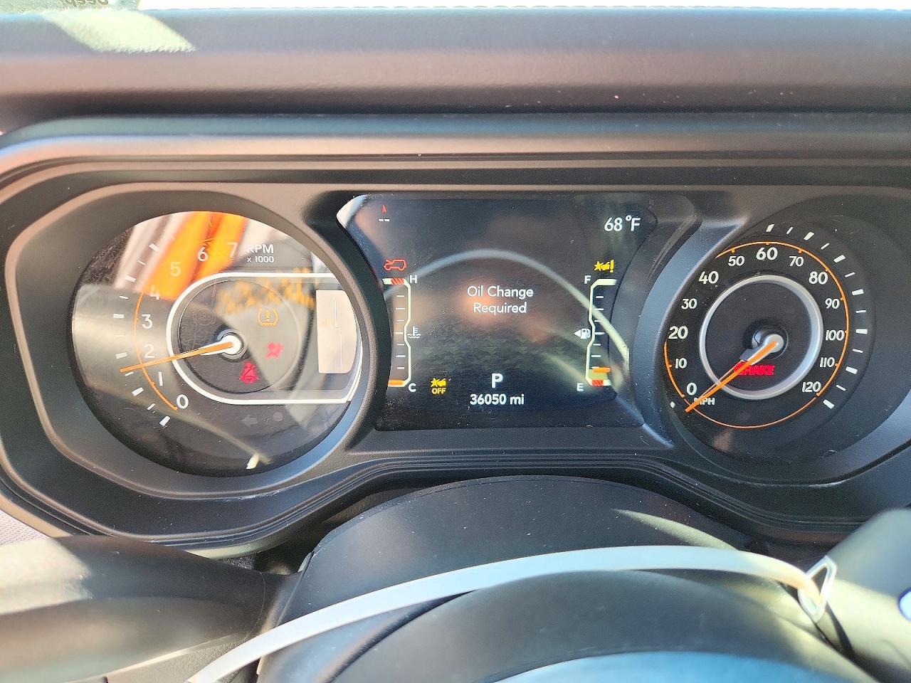 Salvage 2025 Jeep Wrangler Sahara