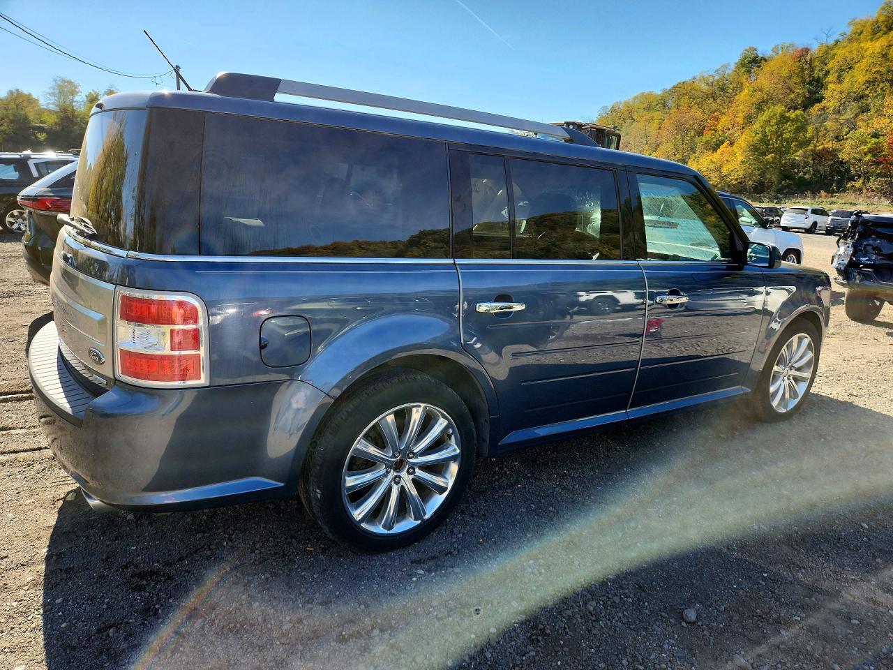 Salvage 2018 Ford Flex 