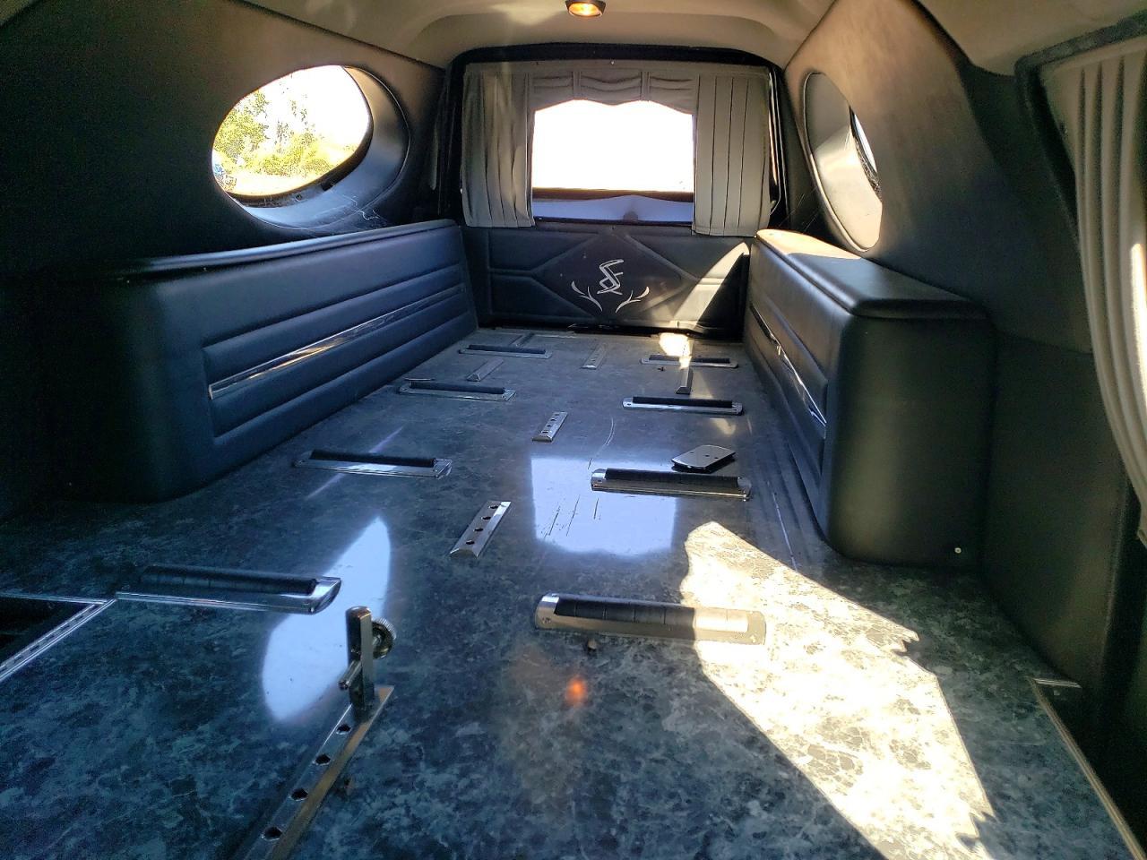 Salvage 2003 Cadillac Commercial Hearse
