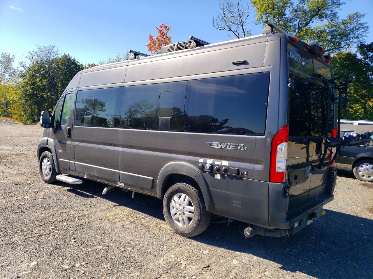 Salvage 2021 Jayco Swift Li