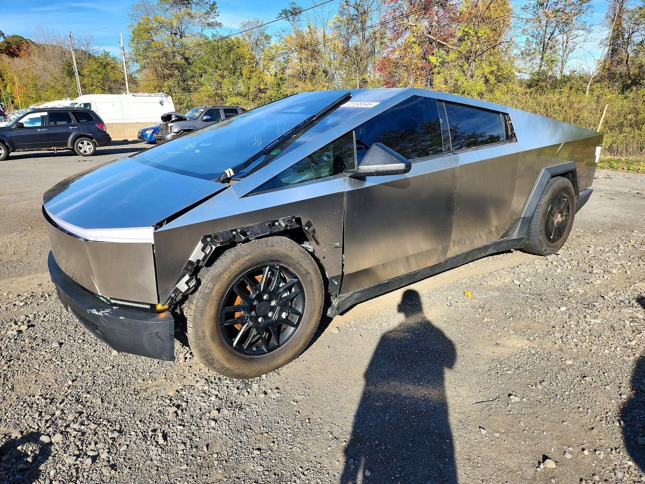 Salvage 2024 Tesla Cybertruck 