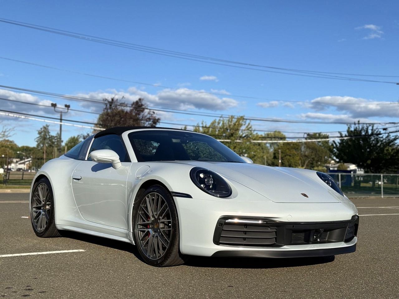 Salvage 2024 Porsche 911 Targa 4s