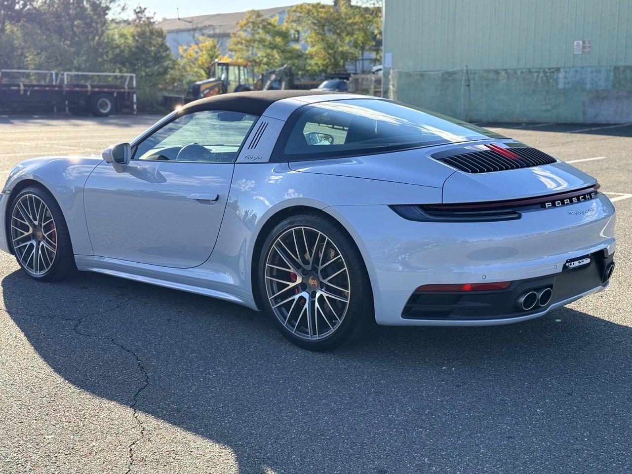 Salvage 2024 Porsche 911 Targa 4s