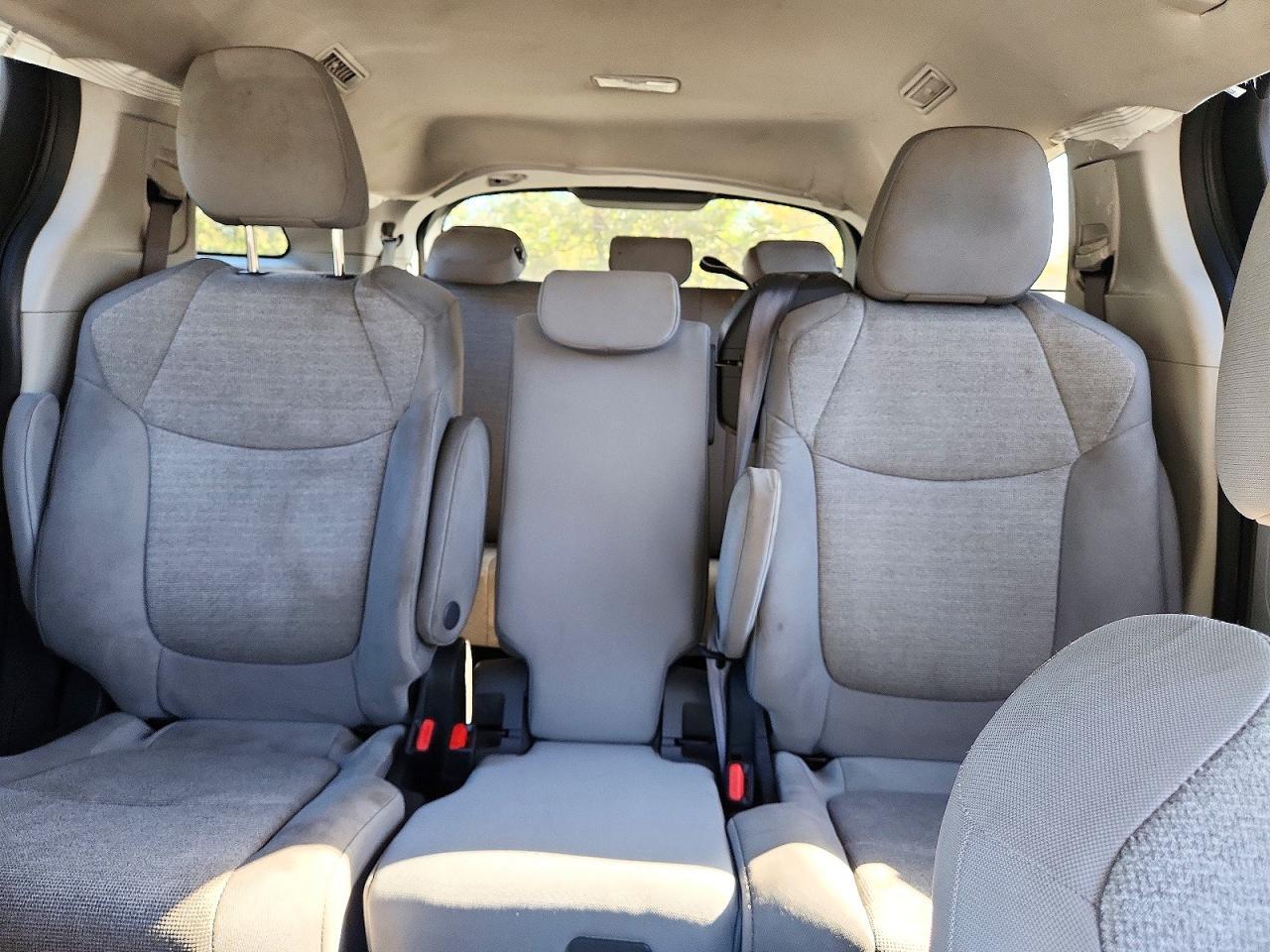 Salvage 2024 Toyota Sienna 