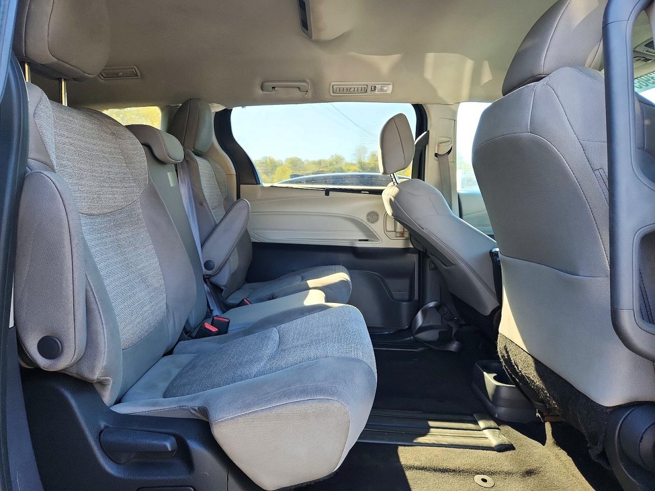 Salvage 2024 Toyota Sienna 