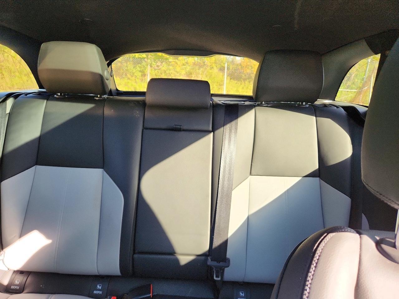 Salvage 2026 Land Rover Velar Dynamic Se
