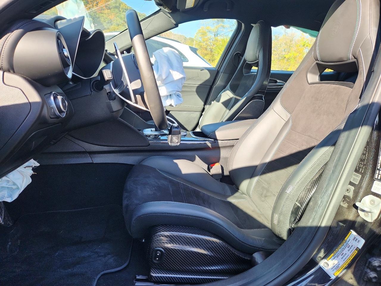 Salvage 2023 Alfa Romeo Giulia Quadrifoglio