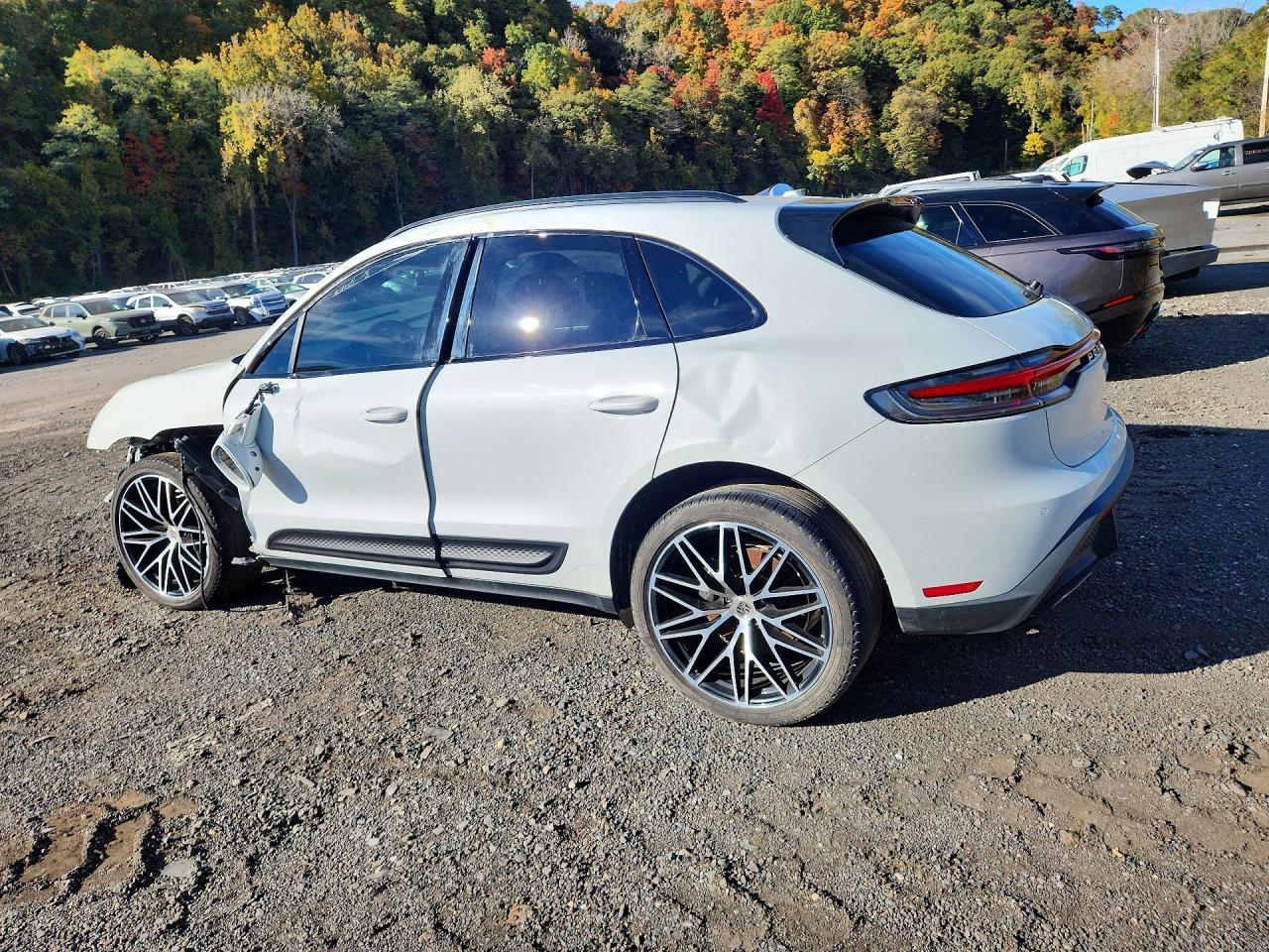 Salvage 2022 Porsche Macan 