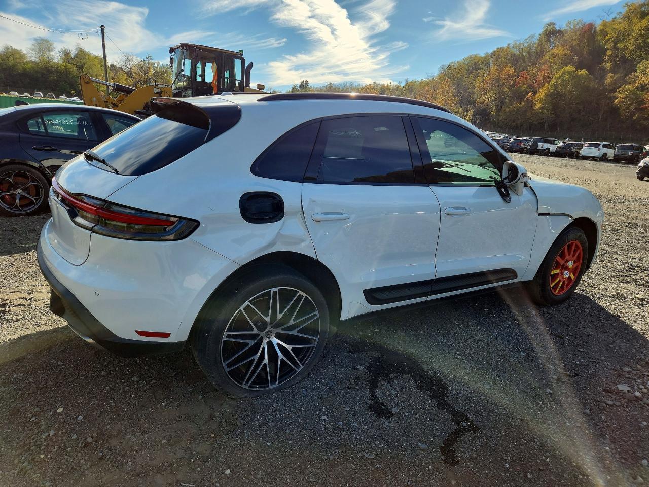 Salvage 2022 Porsche Macan 