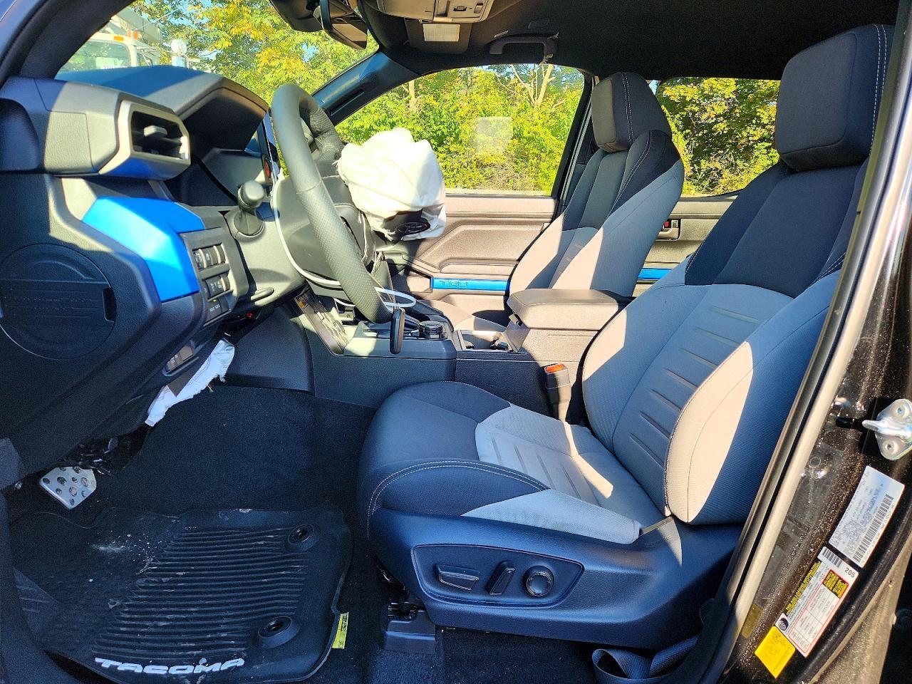 Salvage 2025 Toyota Tacoma Trd Sport