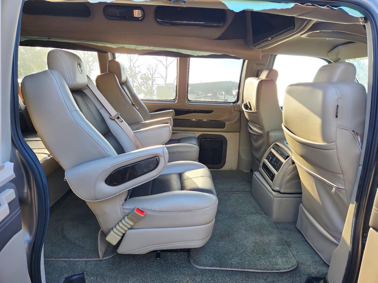 Salvage 2021 Gmc Savana Explorer Rx