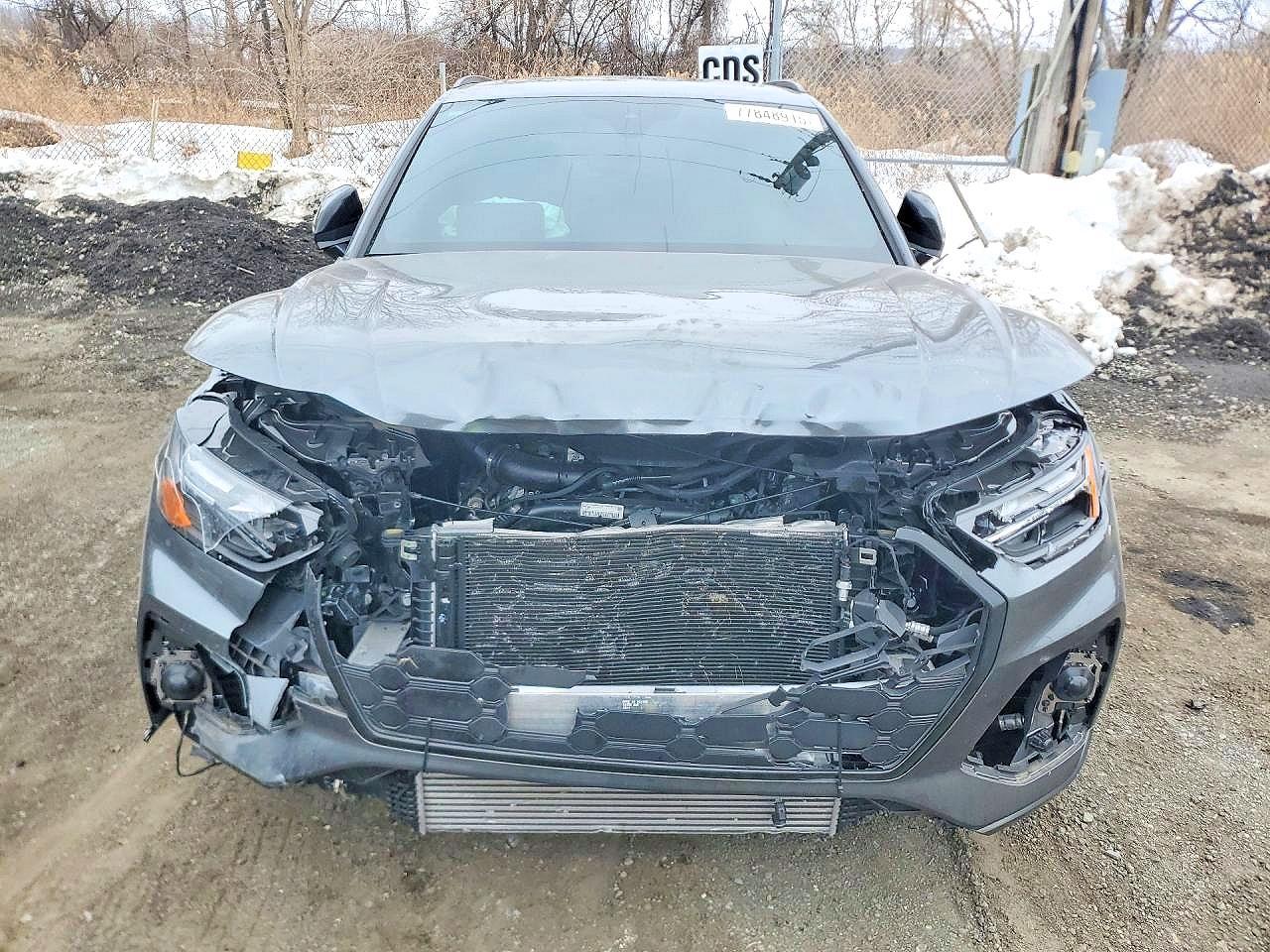 Salvage 2025 Audi Sq5 