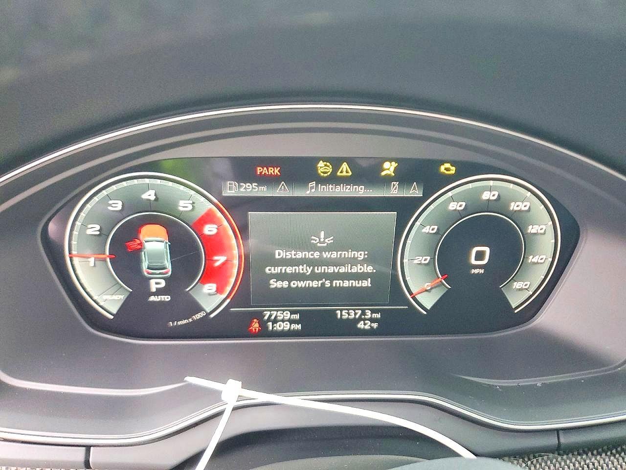 Salvage 2025 Audi Sq5 