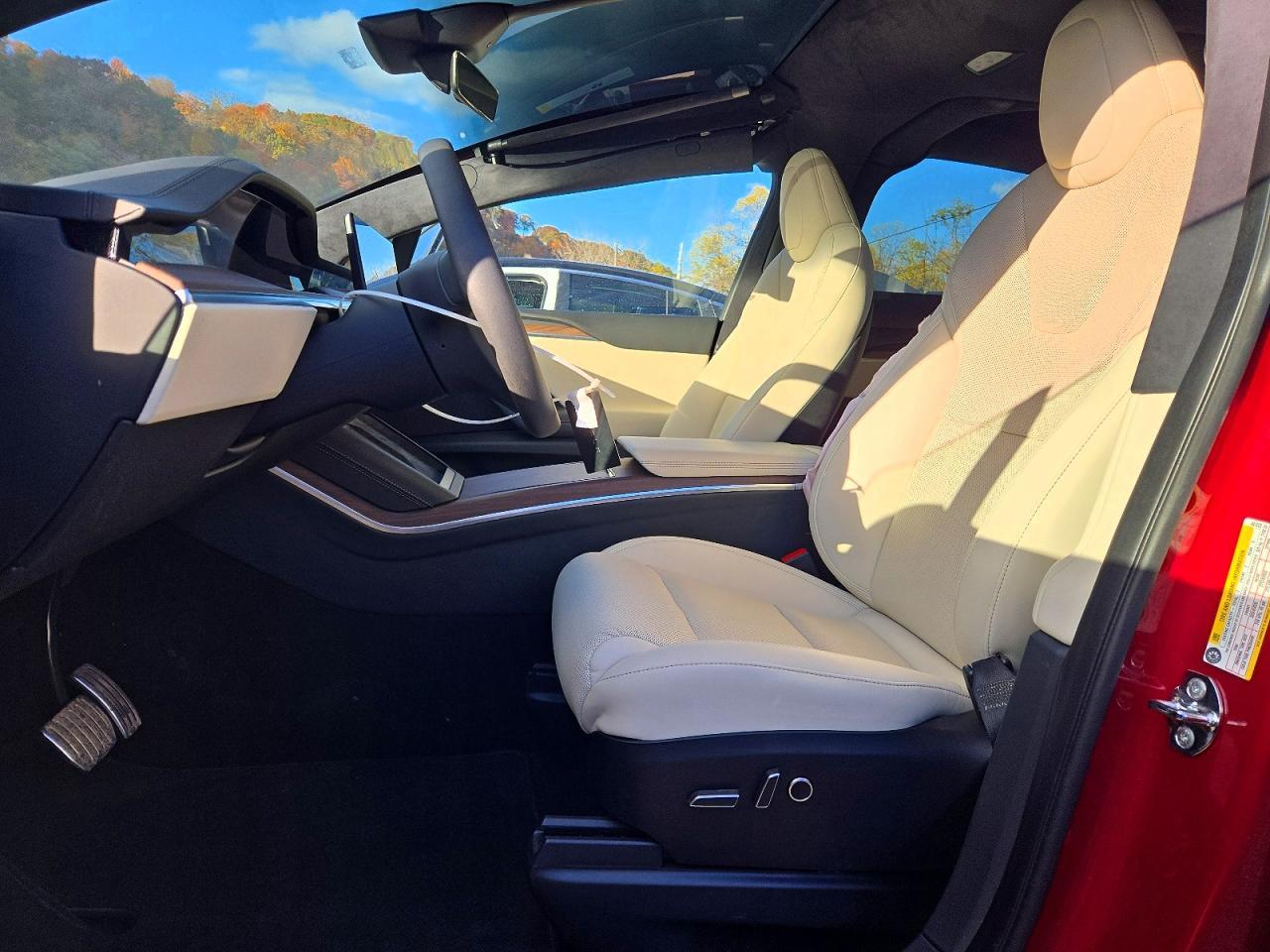 Salvage 2024 Tesla Model X 