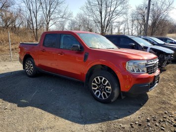 2024 ford maverick LARIAT in Orange - Front Three-Quarter View - BidGoDrive Inventory