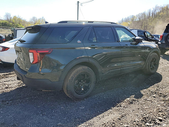 Salvage 2021 Ford Explorer Timberline