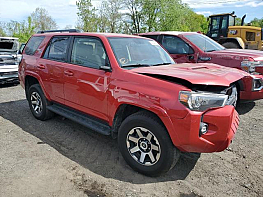 Salvage 2021 Toyota 4runner TRD - Red SUV - Front Three-Quarter View