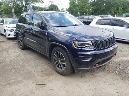 Salvage 2018 Jeep Grand Cherokee Trailhawk - Blue SUV - Front Three-Quarter View