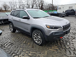 Salvage 2021 Jeep Cherokee TRAILHAWK - Gray SUV - Front Three-Quarter View
