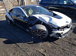 Salvage 2016 BMW I8  - White Coupe - Front Three-Quarter View