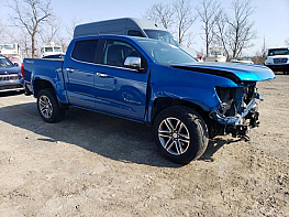 Salvage 2021 Chevrolet Colorado LT - Blue PickUp - Front Three-Quarter View