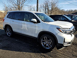 Salvage 2023 Honda Passport EXL - White SUV - Front Three-Quarter View