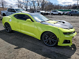 Salvage 2019 Chevrolet Camaro ZL1 - Green Coupe - Front Three-Quarter View