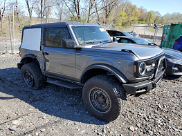 Salvage 2022 Ford Bronco  - Gray SUV - Front Three-Quarter View