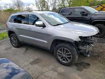 2018 jeep grand-cherokee LIMITED in Silver- Front Three-Quarter View - BidGoDrive Inventory