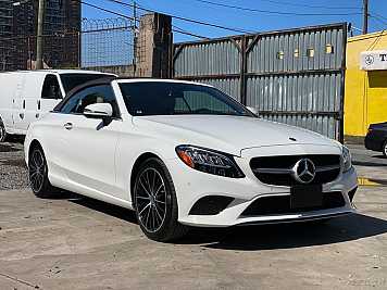 2020 mercedes-benz c300 4Matic in White- Front Three-Quarter View - BidGoDrive Inventory