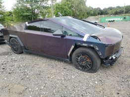Salvage 2024 Tesla Cybertruck 