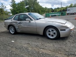 Salvage 1986 Porsche 944 TURBO