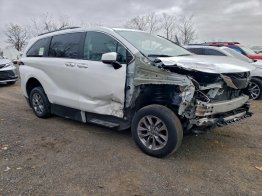 Salvage 2023 Toyota Sienna BRAUNABILITY