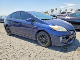 Salvage 2014 Toyota Prius TWO