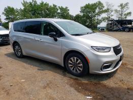 Salvage 2024 Chrysler Pacifica HYBRID SELECT