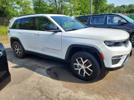 Salvage 2025 Jeep GRAND CHEROKEE LIMITED