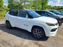 Salvage 2025 Jeep Compass LIMITED