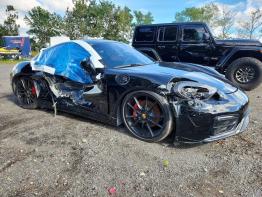 Salvage 2016 Porsche Cayman GTS