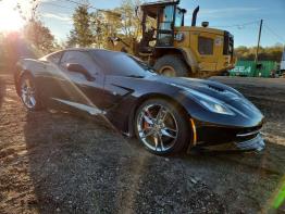 Salvage 2016 Chevrolet Corvette Z51 3LT