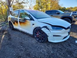 Salvage 2024 Tesla Model X 