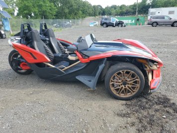 2022 polaris slingshot SIGNATURE LE in Black - Front Three-Quarter View - BidGoDrive Inventory