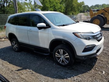 2018 honda pilot Braunability in White - Front Three-Quarter View - BidGoDrive Inventory