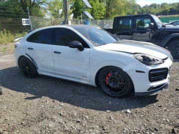 2021 porsche cayenne GTS COUPE in White - Front Three-Quarter View - BidGoDrive Inventory