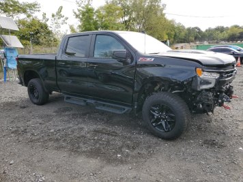 2024 chevrolet silverado TRAIL BOSS in Black - Front Three-Quarter View - BidGoDrive Inventory