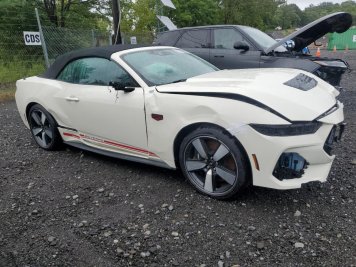 2025 ford mustang GT in White - Front Three-Quarter View - BidGoDrive Inventory