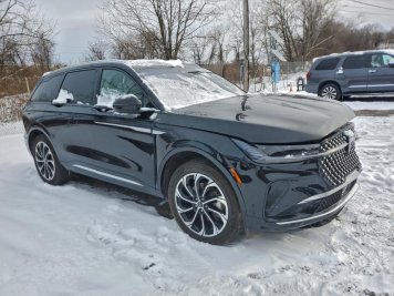 2024 lincoln nautilus RESERVE in Black - Front Three-Quarter View - BidGoDrive Inventory