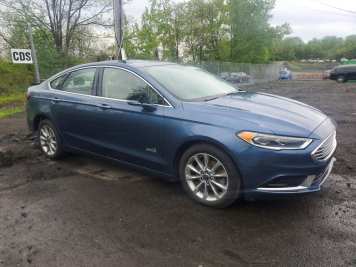 2018 ford fusion SE PHEV in Blue - Front Three-Quarter View - BidGoDrive Inventory