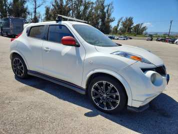 2013 nissan juke NISMO AWD in White - Front Three-Quarter View - BidGoDrive Inventory